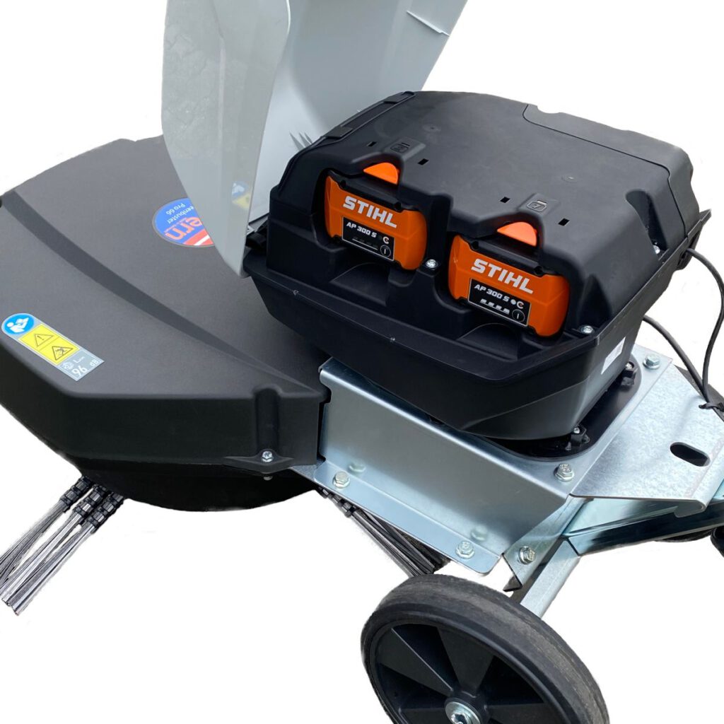 Kwern Akku -Wildkrautbürste Greenbuster Pro 66 E mit STIHL AP System